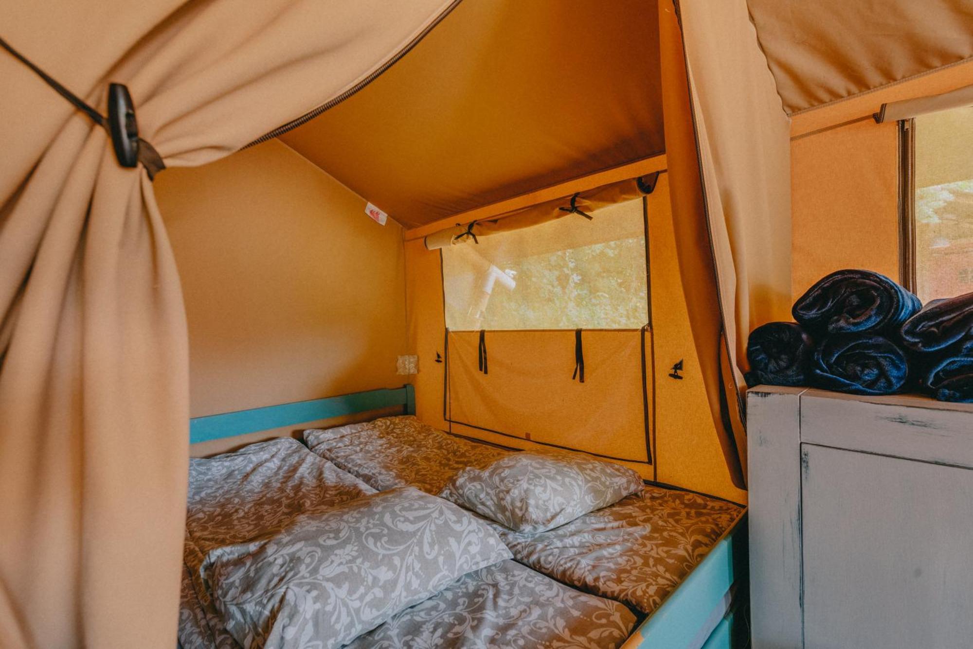 Hotel Rendes Glamping Balatonrendes Exterior foto